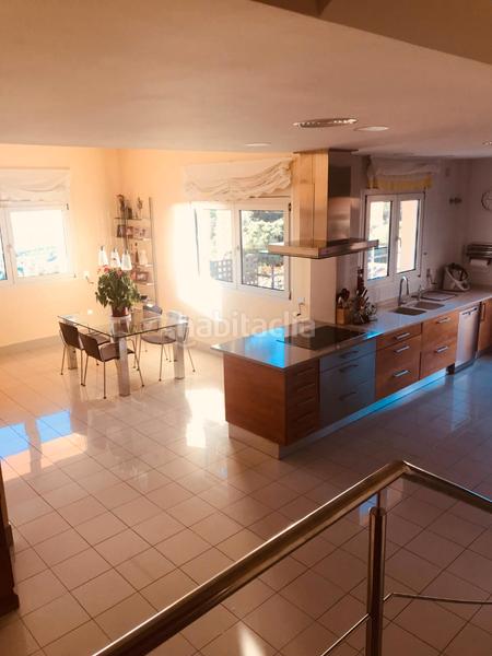 Foto e58c20a0-0a01-4c49-a13d-27caace810ec. Casa amb xemeneia calefacció aparcament piscina a Tiana