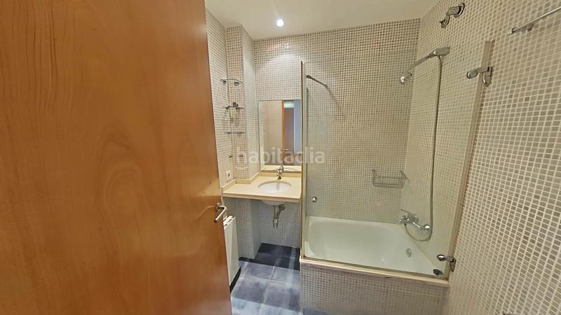 Foto b0d4f848-abda-4d4b-99c6-0e3eb2430cdc. Appartamento in carrer de soler i rovirosa 8 in El Clot Barcelona