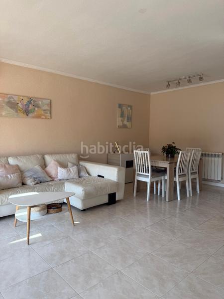 Foto 0a386d58-bd5f-42da-b28a-97df89579f8b. Casa bifamiliare con camino riscaldamento parcheggio piscina in Sant Quirze del Vallès