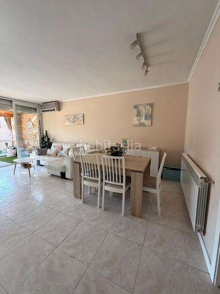 Foto 2fde60fa-1c04-4973-8615-939a400fb15e. Casa bifamiliare con camino riscaldamento parcheggio piscina in Sant Quirze del Vallès