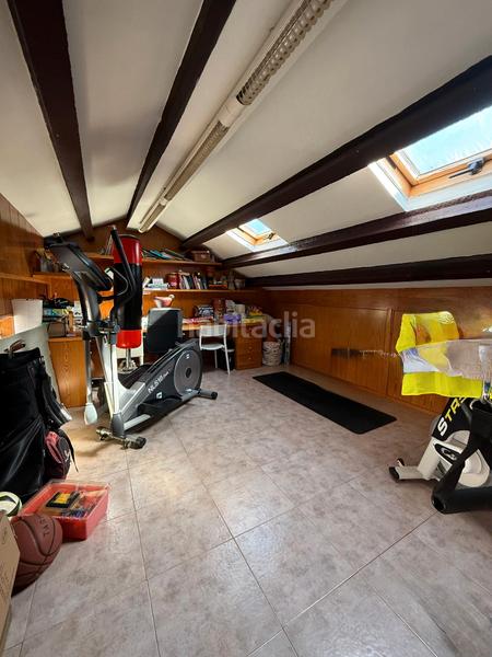 Foto 4ba2b568-9783-4dec-9be7-34404bf3acc7. Casa bifamiliare con camino riscaldamento parcheggio piscina in Sant Quirze del Vallès