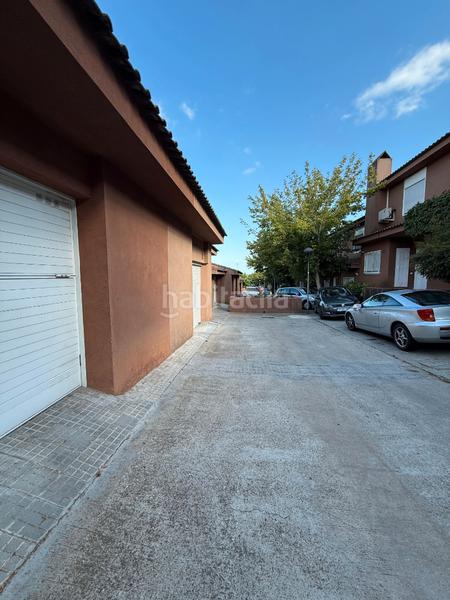 Foto 53436758-f4fc-46f5-a231-bf163c071ad1. Casa bifamiliare con camino riscaldamento parcheggio piscina in Sant Quirze del Vallès