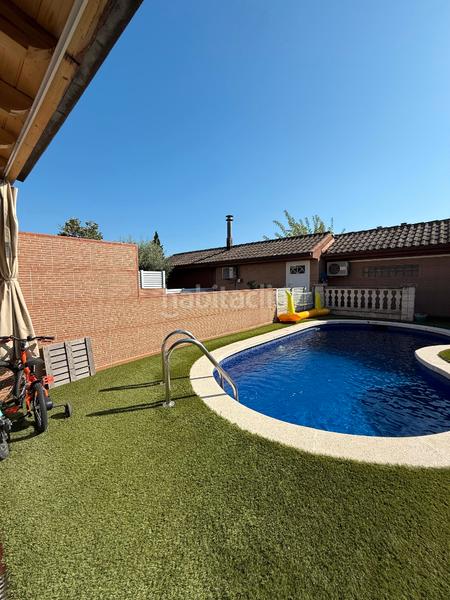 Foto 71b9a4b3-ce1c-4ad2-92c2-9bbeb6ced342. Casa bifamiliare con camino riscaldamento parcheggio piscina in Sant Quirze del Vallès