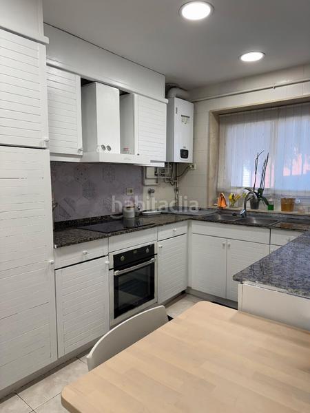 Foto 85e15056-ab51-4d49-a2c3-41046d4b5310. Casa bifamiliare con camino riscaldamento parcheggio piscina in Sant Quirze del Vallès