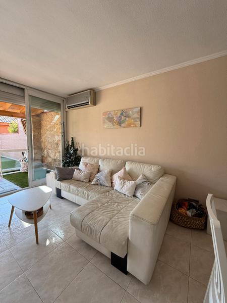 Foto ff17ec5d-808d-4845-843f-d764ff240a74. Casa bifamiliare con camino riscaldamento parcheggio piscina in Sant Quirze del Vallès
