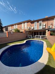 Casa pareada  Carrer de frederic mompou. Sant quirze del vallès: el lienzo en blanco para diseñar la casa