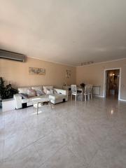 Casa aparellada  Carrer de frederic mompou. Sant quirze del vallès: el lienzo en blanco para diseñar la casa