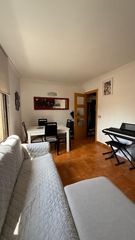 Piso en Carrer mossèn antoni solanas 56. Piso en sant boi de llobregat, con agradable balcón interior tra