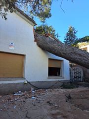 Casa a Caldes de Montbui. Casa con gran potencial en caldes de montbui – una oportunidad p