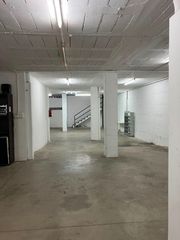 Nau industrial a Carrer del garrofer 50. Se vende magnífica nave industrial ubicado en la excelente zona