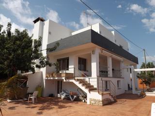 Xalet en El Montg. Chalt en el montg con calidades de lujo
excelente chalet con s