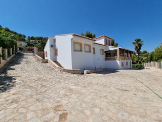 Masia en Pedreguer. Chalet independiente dplex con parcela de 3.040 m, 800 m cons