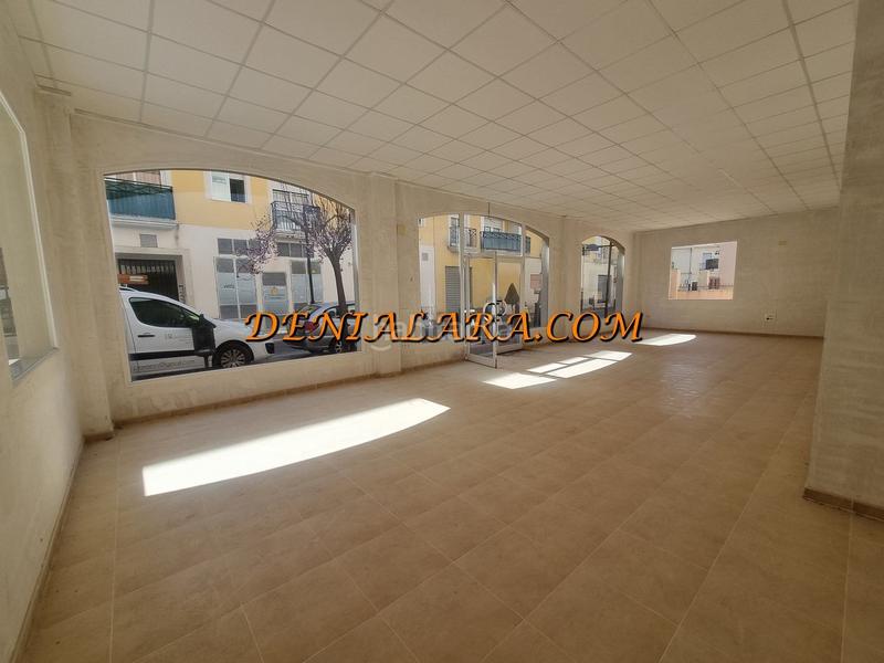 Foto 54147507-54b6-4412-8920-4114ecb2a9d0. Location local commercial dans Verger (el)