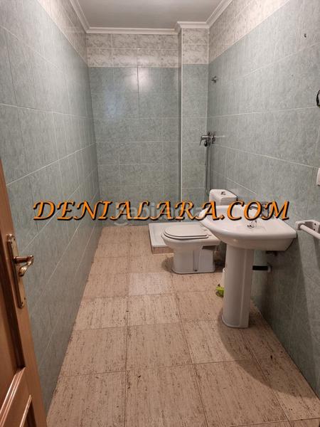 Foto 62a4eb2f-6a51-4a1a-976d-7caa2dd83913. Local comercial  de 112 metros con muchas posibilidades en Dénia