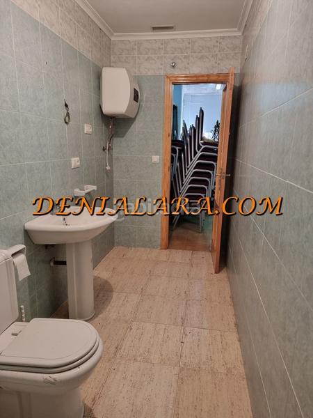 Foto a41b6bd2-6fdd-47ac-ab09-f5b3fee4c42c. Local comercial  de 112 metros con muchas posibilidades en Dénia