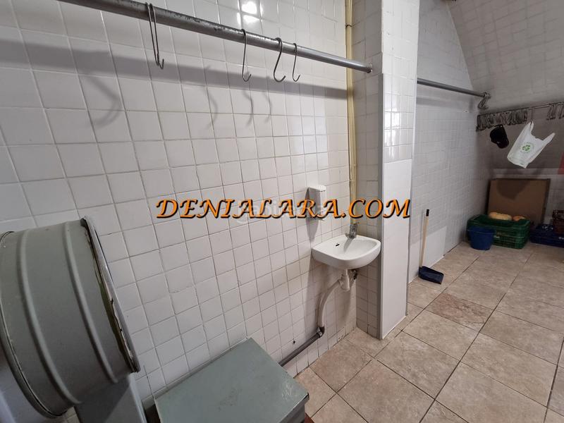 Foto 909ddf1b-e7dc-438c-8121-f43eba40e937. Location local commercial dans Pego