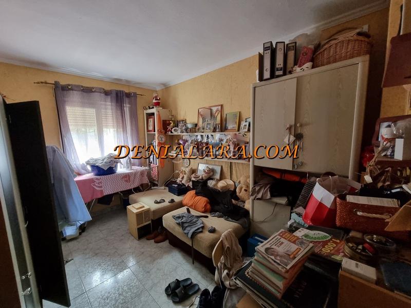 Foto b206b9fb-f3a9-4926-9bde-d87f79cab9d1. Chalet  con piscina y vistas panorámicas al mar y al montgó en Dénia