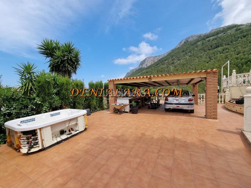 Foto e4a25b61-185a-4cad-8153-927fa7a7ae71. Chalet  con piscina y vistas panorámicas al mar y al montgó en Dénia