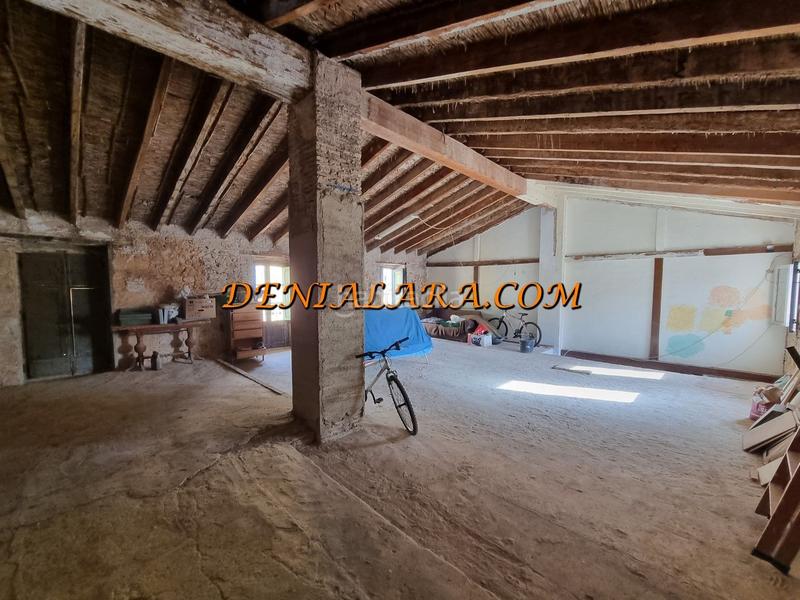 Foto 05d8ac6a-0fff-4322-a7ea-7bd226572e94. Casa  de 5 habitaciones en el centro de denia en Dénia