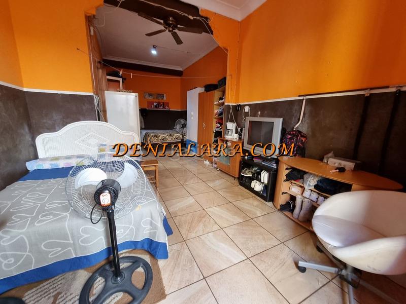 Foto 292321e1-f800-4611-96fa-c1b090ceed40. Casa  de 5 habitaciones en el centro de denia en Dénia