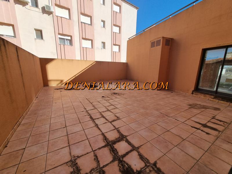 Foto 73a4d767-531f-40e1-8b28-625ddb24cea2. Location local commercial dans Pedreguer