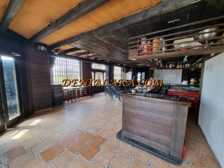 Local Comercial a Les Bassetes - El Marjal. Local de 115 metros con gran terraza en la zona de las marinas