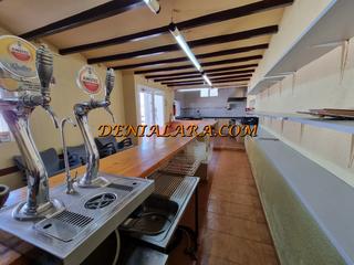 Local commercial à Pedreguer. Venta de local-bar con 2 terrazas en pedreguer