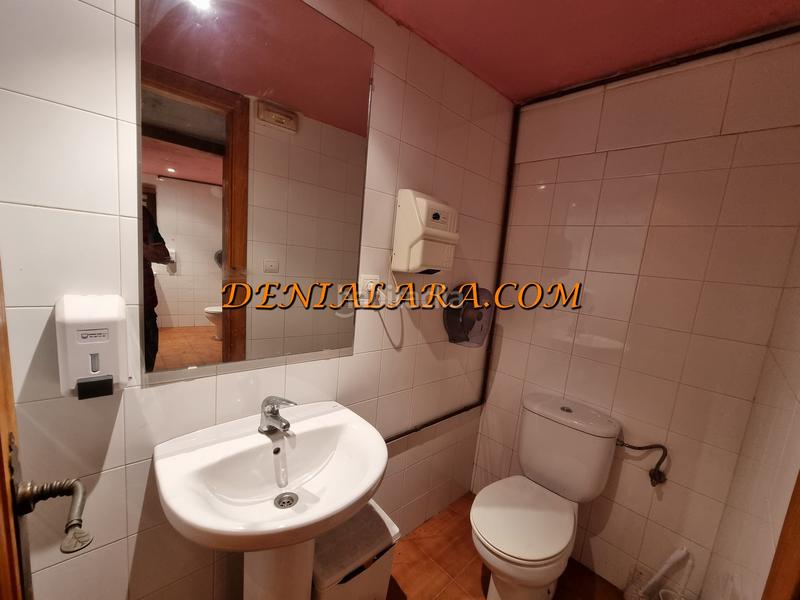 Foto 6082969d-4945-41e8-a1d5-23e3b62b125d. Locale commerciale in Pego