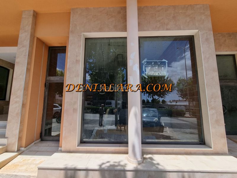 Foto ca49ea54-0c73-4341-bb32-e2d705f72faf. Lloguer local comercial a Centro Pedreguer