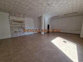 Lloguer Local Comercial a Ondara. Local de 118 m2 en chaflan