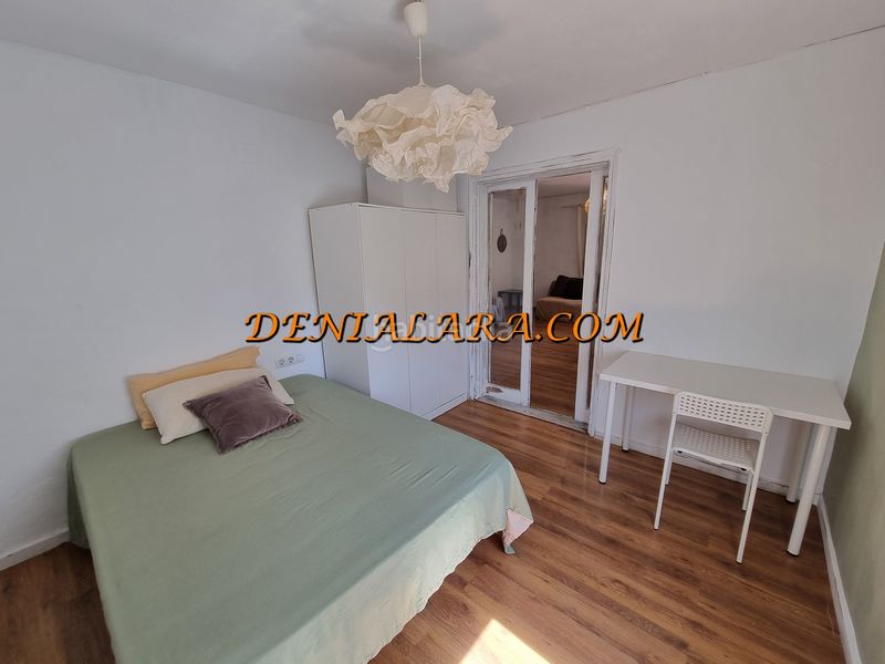 Foto 4f50f2f7-36a7-4d3a-be2d-1caf8306feb0. Casa amb xemeneia aparcament a Las Rotas / Les Rotes Dénia
