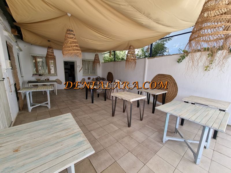 Foto 60dea3ad-d49e-423c-bcdd-0a87ea113012. Casa amb xemeneia aparcament a Las Rotas / Les Rotes Dénia