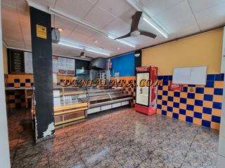 Lloguer Local Comercial a Saladar. Alquiler de local con traspaso en el centro de denia