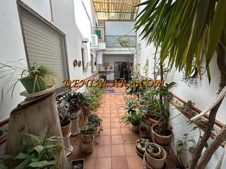Casa a Pego. Casa de pueblo en venta en el centro de pego – 518 m², 2 viviend