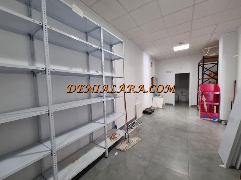 Foto 82f0f6ad-f0a2-4b41-bae5-ce845143ad7c. Location local commercial dans Saladar Dénia