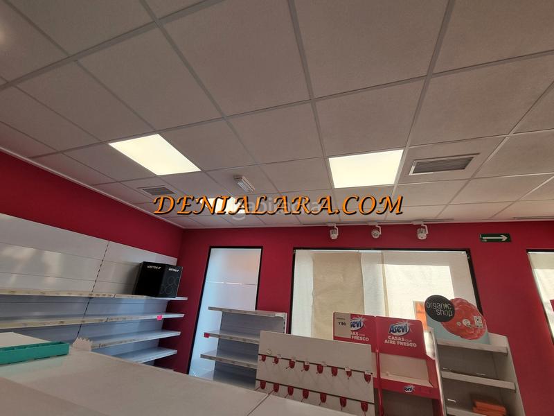 Foto b1b8ff63-e5e7-4554-a6d6-c2422525d192. Location local commercial dans Saladar Dénia