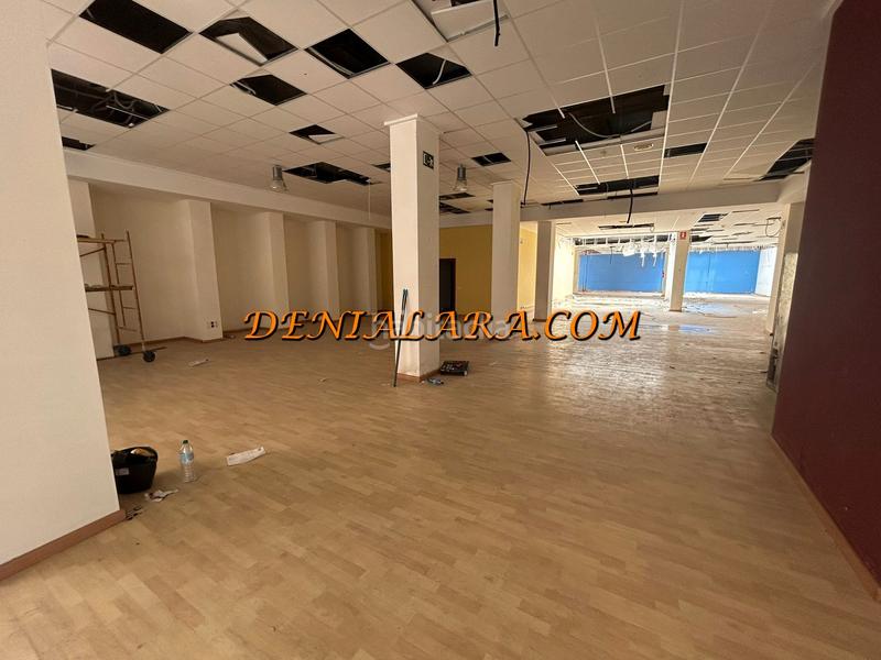 Foto 10564a62-9b65-4f99-85e2-c3adcba785d5. Business premise in Ondara