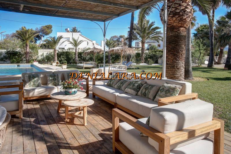 Foto e23926e4-b702-4382-91d3-9fb6040552b7. Lloguer xalet amb calefacció aparcament piscina a Dénia