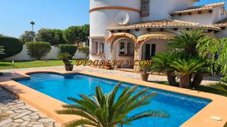 Xalet a Verger (el). Chalet con piscina privada a 800 metros del mar en el verger