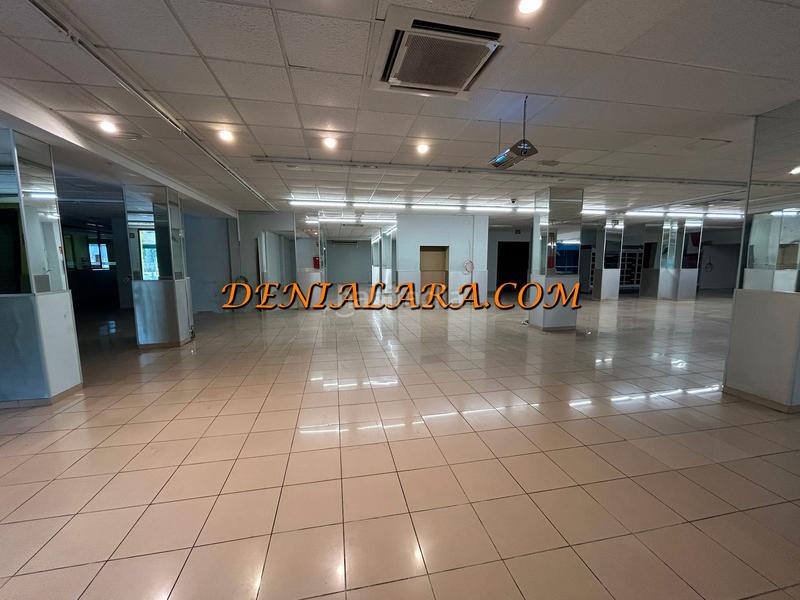 Foto 0f4f076a-eb29-4c49-b8be-0389d788d3ce. Alquiler local comercial ?? local comercialde 1100metros, único en el centro de els poblets – ideal para supermercado en Poblets (els)