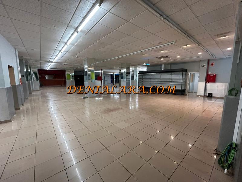 Foto 950cfe86-1ab8-47c7-b28c-eb5af3cd9b85. Alquiler local comercial ?? local comercialde 1100metros, único en el centro de els poblets – ideal para supermercado en Poblets (els)