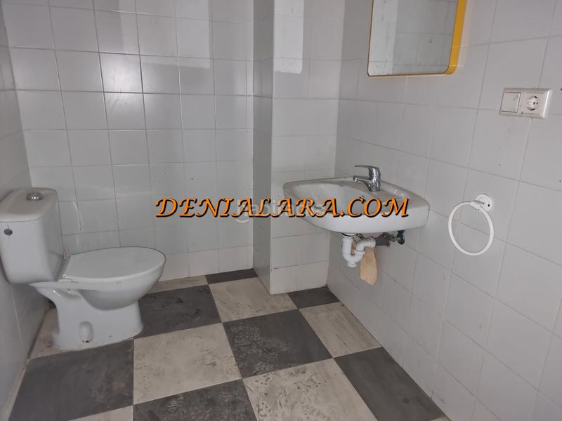 Foto ff069d15-3273-4635-87d8-53db6f66670b. Alquiler local comercial local en alquiler en la zona centro de denia en Dénia