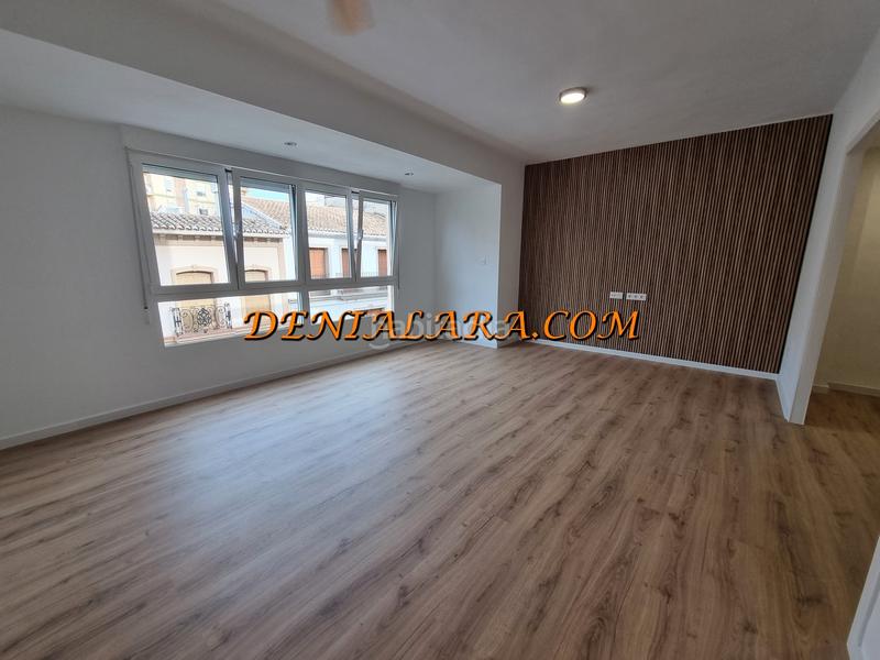Foto 3ac5d2da-e139-4015-a249-a25c3127674b. Piso se vende piso de 127metros recién reformado en Oliva
