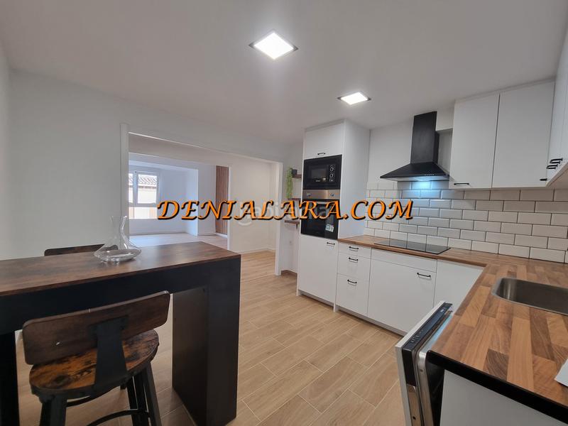 Foto f1e1f59d-7ffb-4614-8f2c-5bf699ab9428. Piso se vende piso de 127metros recién reformado en Oliva