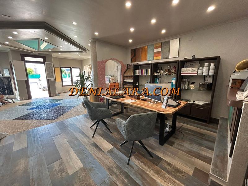 Foto d4cf0d22-a793-4852-9361-9e2ad1083a1f. Geschäftsraum in Poblets (els)