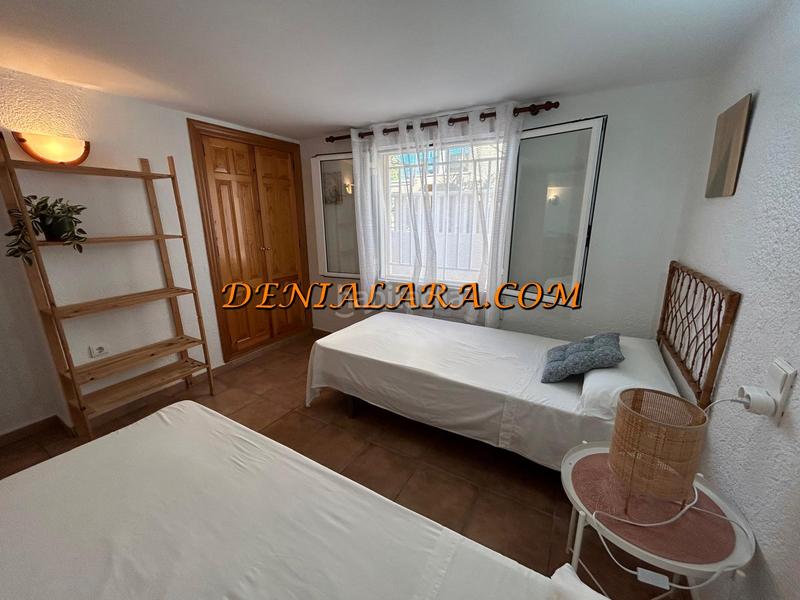 Foto 08e09254-aa5f-44b0-8342-0c8d7c33a74c. Edifici a Oliva nova Oliva