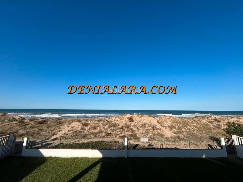 Foto 167b4983-f909-4df2-8c93-df3a572c3427. Edifici a Oliva nova Oliva