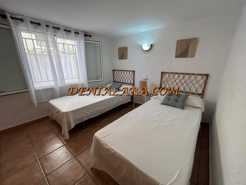 Foto dc025179-1894-43a9-bc8f-3ca7792a0c30. Edifici a Oliva nova Oliva