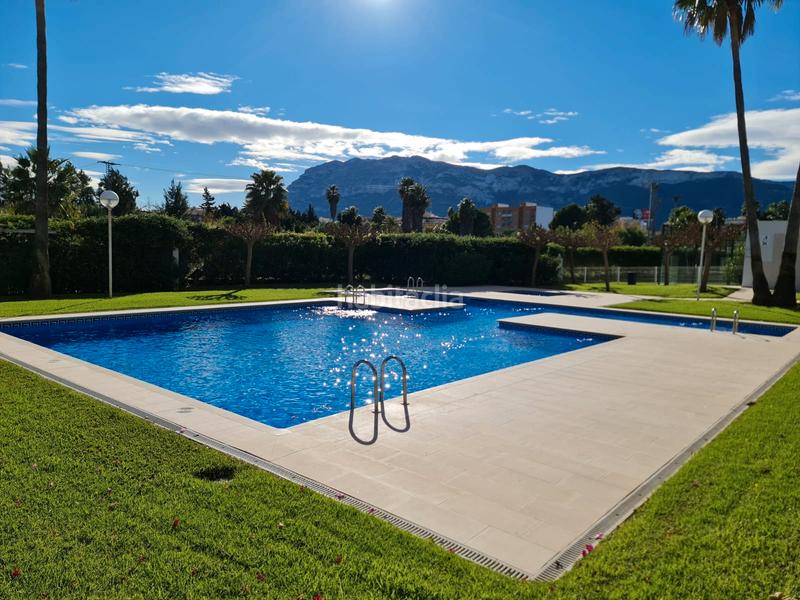 Foto 8e2a5fa3-f6e6-4d42-956d-0711675751c1. Ático  con vistas al mar con garaje y trastero en Dénia