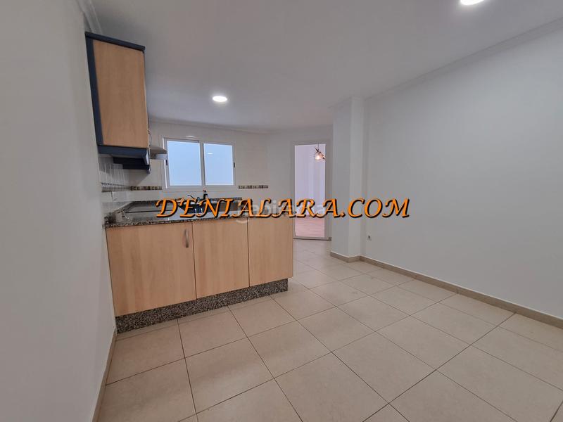 Foto 466ad7e5-ed15-4704-a982-27993c40b425. Rent flat in Ondara